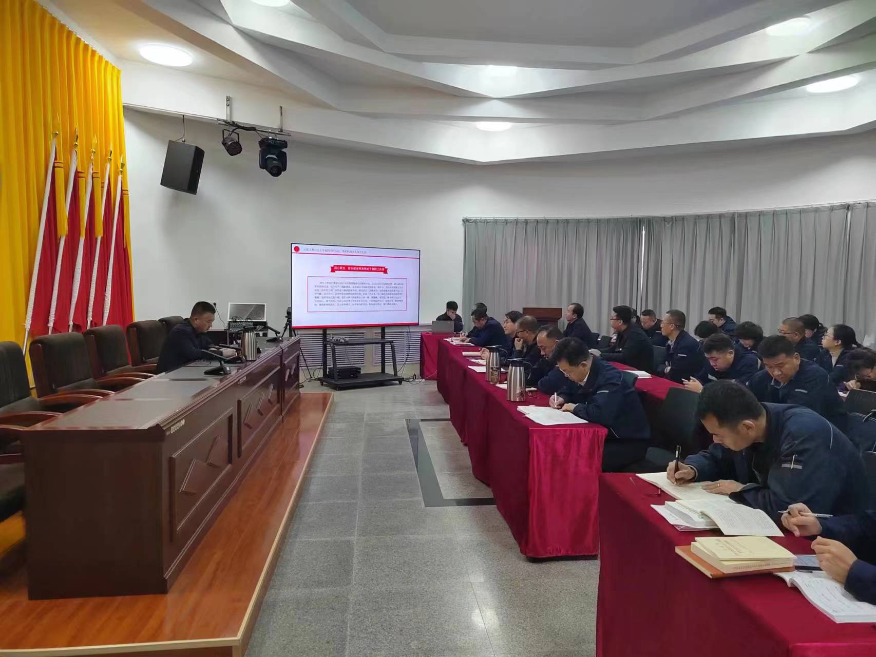 046715496f02db3dcb36086cd841481.jpg 046715496f02db3dcb36086cd841481.jpg